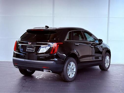 2025 Cadillac XT5 Luxury