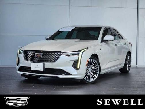 2023 Cadillac CT4 Premium Luxury