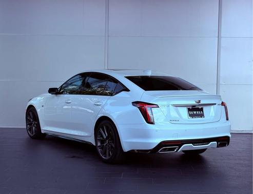 2023 Cadillac CT5 Sport