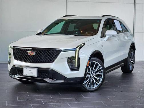 2024 Cadillac XT4 Sport