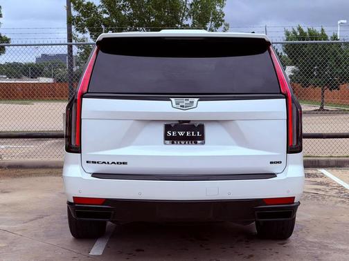 Crystal White Tricoat 2024 Cadillac Escalade Sport