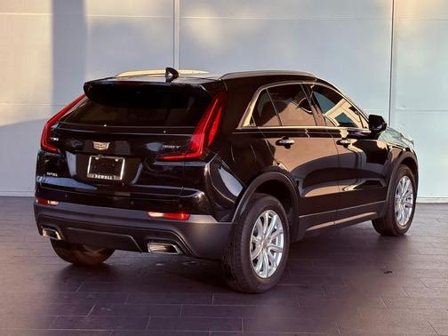2023 Cadillac XT4 Luxury