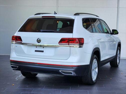 2022 Volkswagen Atlas 2.0T SE w/Technology
