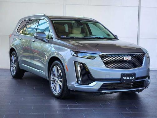 2025 Cadillac XT6 Premium Luxury FWD