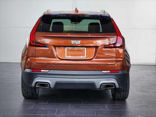 2021 Cadillac XT4 Premium Luxury
