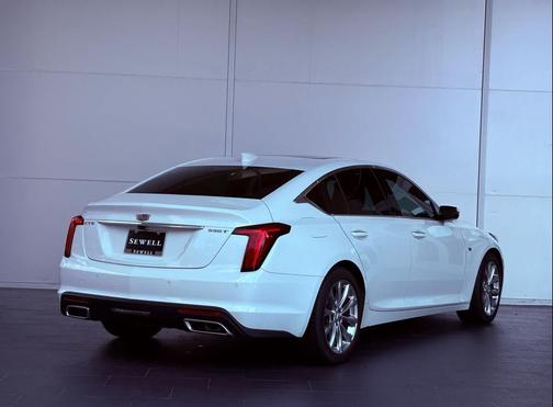 2022 Cadillac CT5 Premium Luxury