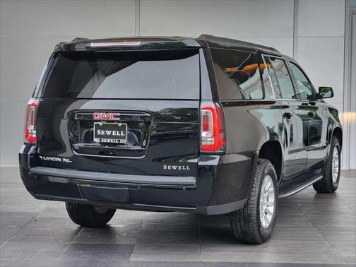 2019 GMC Yukon XL SLT