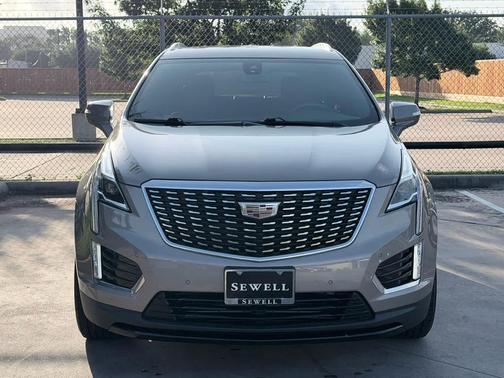 Latte Metallic 2023 Cadillac XT5 Luxury
