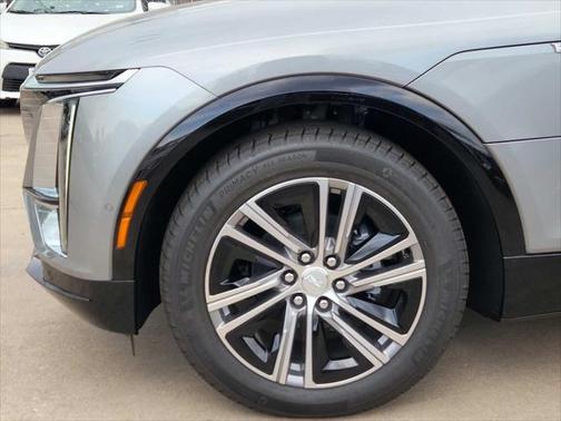 2025 Cadillac LYRIQ Luxury w/1SC