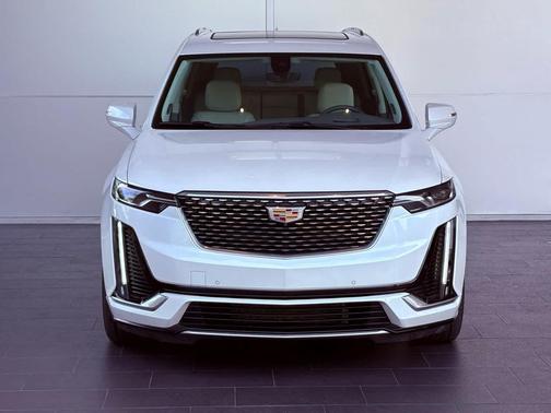 2023 Cadillac XT6 Premium Luxury FWD