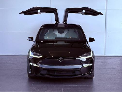 2023 Tesla Model X Plaid Tri Motor All-Wheel Drive