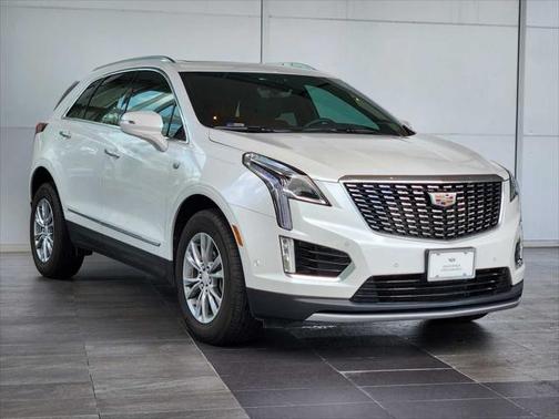 2022 Cadillac XT5 Premium Luxury