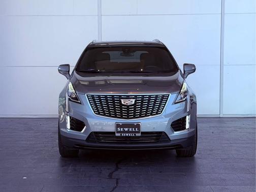 2024 Cadillac XT5 Luxury