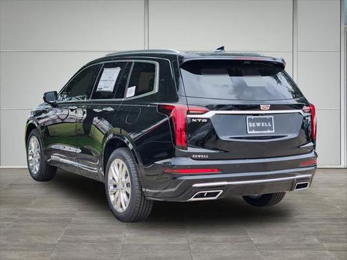 2025 Cadillac XT6 Premium Luxury FWD