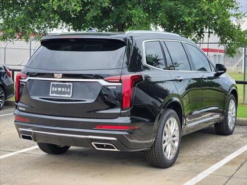 2025 Cadillac XT6 Premium Luxury FWD