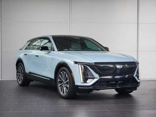 2025 Cadillac LYRIQ Sport