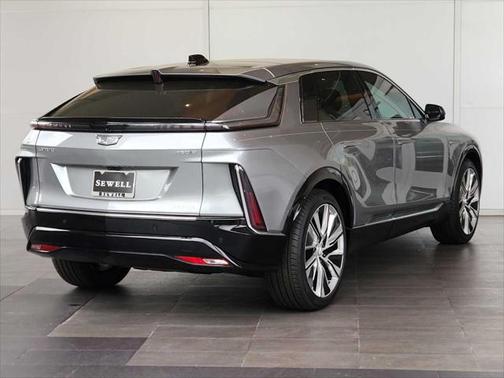 2025 Cadillac LYRIQ Luxury w/1SE