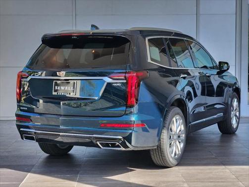 2025 Cadillac XT6 Premium Luxury FWD