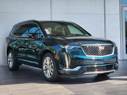 2025 Cadillac XT6 Premium Luxury FWD