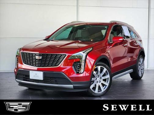 2022 Cadillac XT4 Premium Luxury