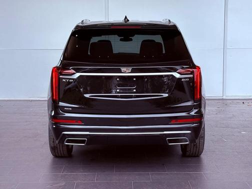 2025 Cadillac XT6 Premium Luxury AWD