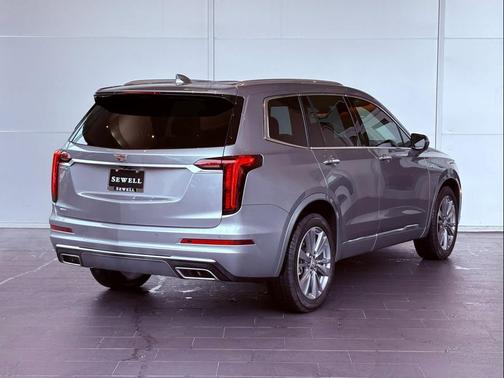 2025 Cadillac XT6 Premium Luxury AWD