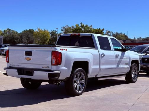 2018 Chevrolet Silverado 1500 High Country