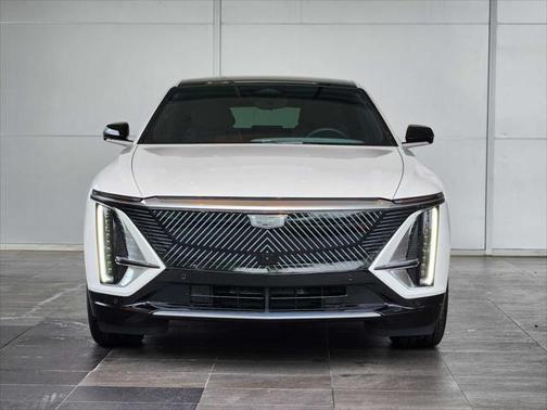 2024 Cadillac LYRIQ Luxury w/1SE