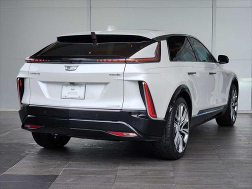 2024 Cadillac LYRIQ Luxury w/1SE