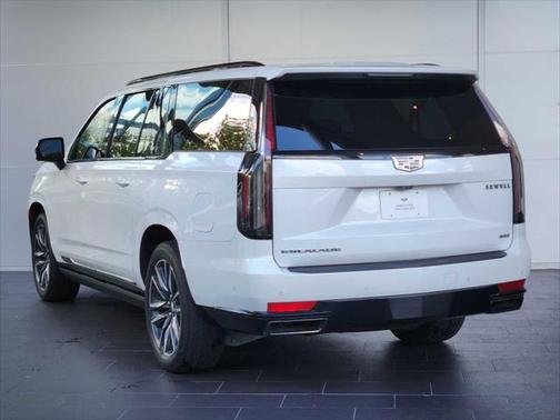 2023 Cadillac Escalade ESV Sport Platinum