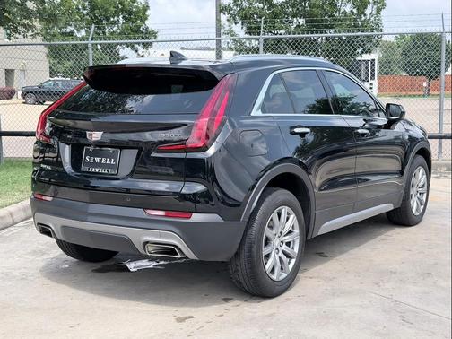 Stellar Black Metallic 2023 Cadillac XT4 Premium Luxury