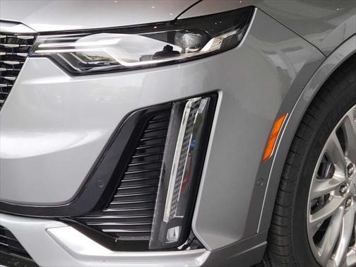 2025 Cadillac XT6 Premium Luxury FWD