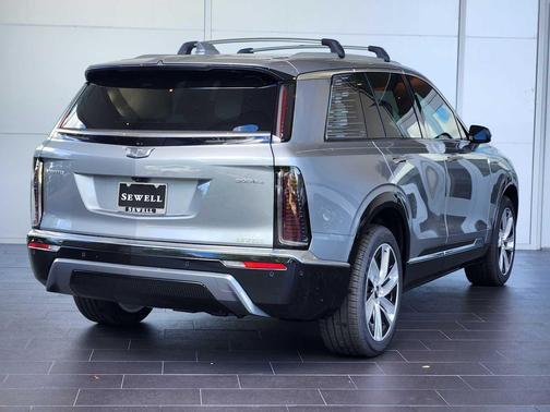 2026 Cadillac VISTIQ Luxury