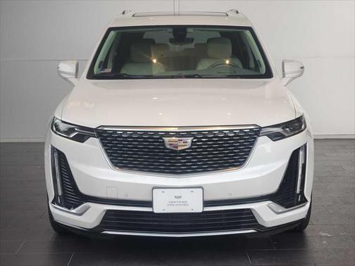 2022 Cadillac XT6 Premium Luxury AWD