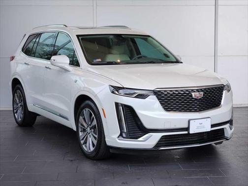 2022 Cadillac XT6 Premium Luxury AWD