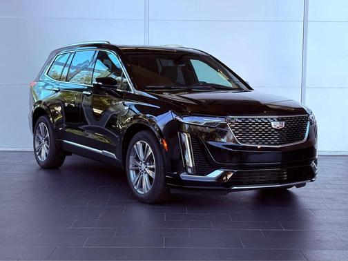 2025 Cadillac XT6 Premium Luxury FWD