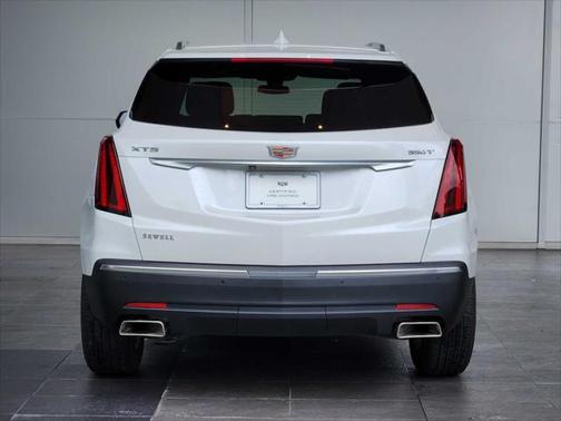 2024 Cadillac XT5 Luxury