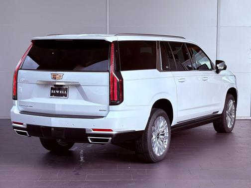 2026 Cadillac Escalade ESV Luxury