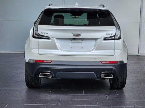 2022 Cadillac XT4 Sport