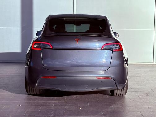 2023 Tesla Model Y Performance Dual Motor All-Wheel Drive
