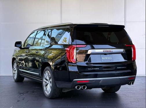 2022 GMC Yukon XL Denali