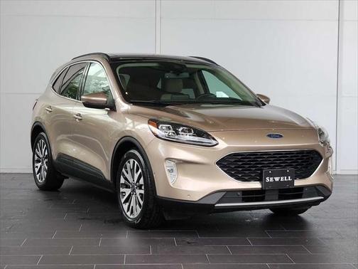 2020 Ford Escape Titanium