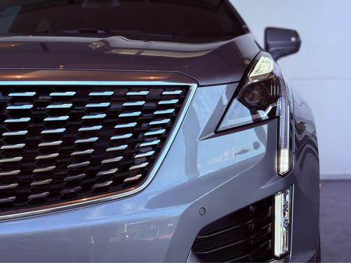 2025 Cadillac XT5 Luxury