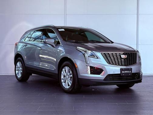 2025 Cadillac XT5 Luxury