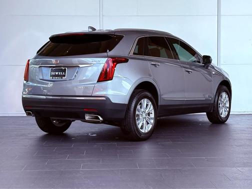 2025 Cadillac XT5 Luxury