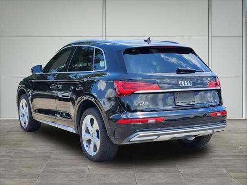 2021 Audi Q5 45 Premium Plus