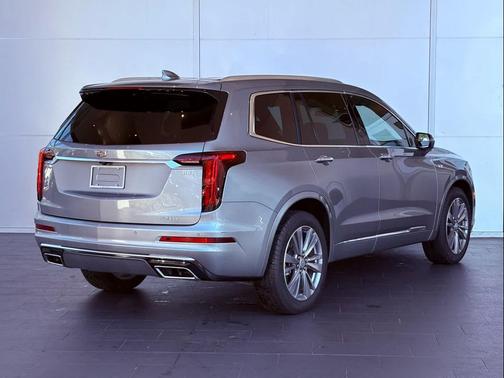 2025 Cadillac XT6 Premium Luxury FWD
