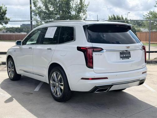 Crystal White Tricoat 2020 Cadillac XT6 Premium Luxury FWD