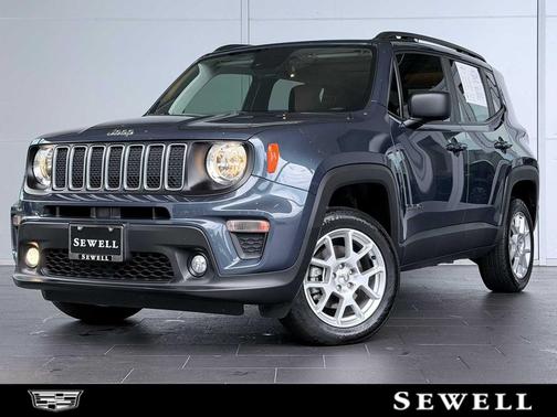Slate Blue Pearlcoat 2023 Jeep Renegade Latitude
