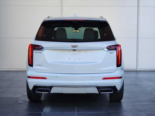 2024 Cadillac XT6 Premium Luxury FWD